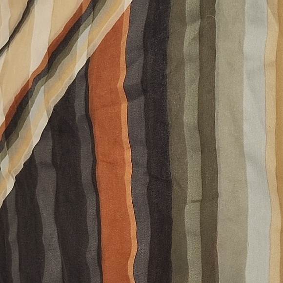 Yvette Montaigne (Paris) Scarf - Picture 2 of 7